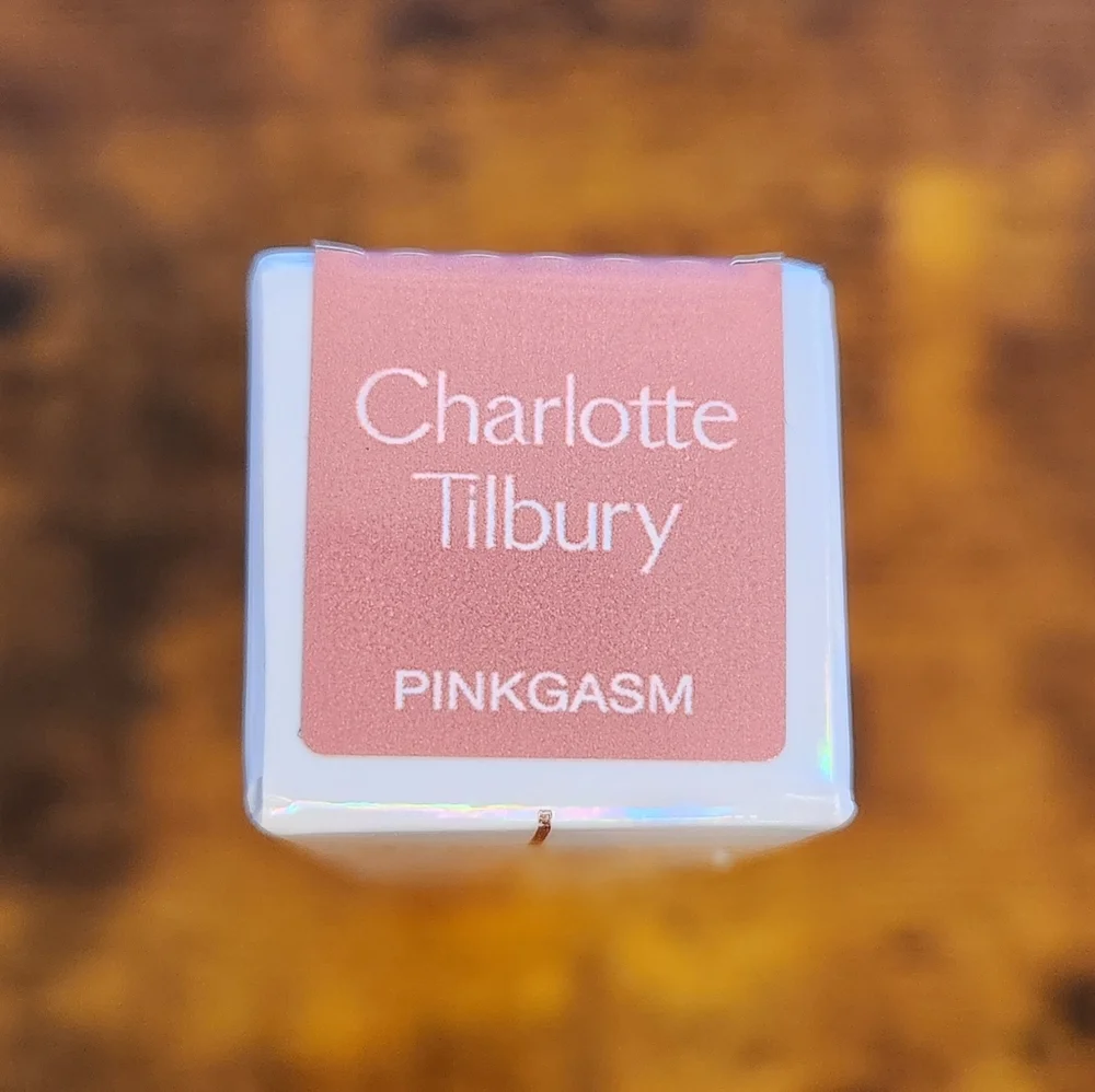 Charlotte Tilbury Beauty Light Wand High Blush